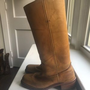 Frye campus boot